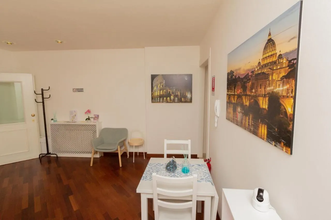 Aurelio Deluxe Rooms Rome 0*,
